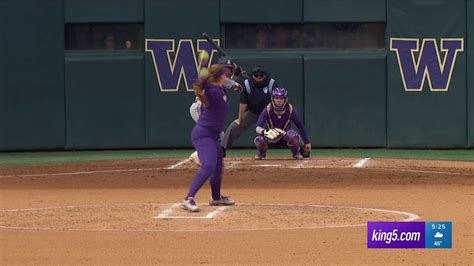 The University Of Washington Softball Team Is Ranked 1 In The Nation