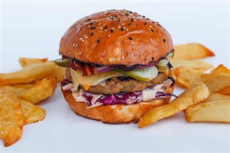 Fast Food Unterschiedliche Burger Ein Riesen Burgerturm Und Ein