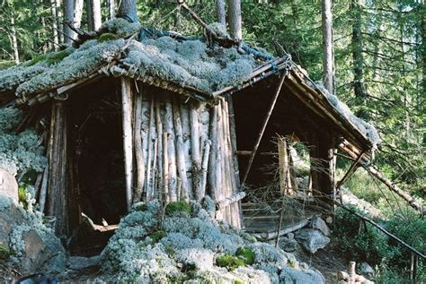 The hideaway cabins by the lake, was acquired in 2001. 45 Cozy Cabins You'll Want To Hide Away In Forever | Cozy ...