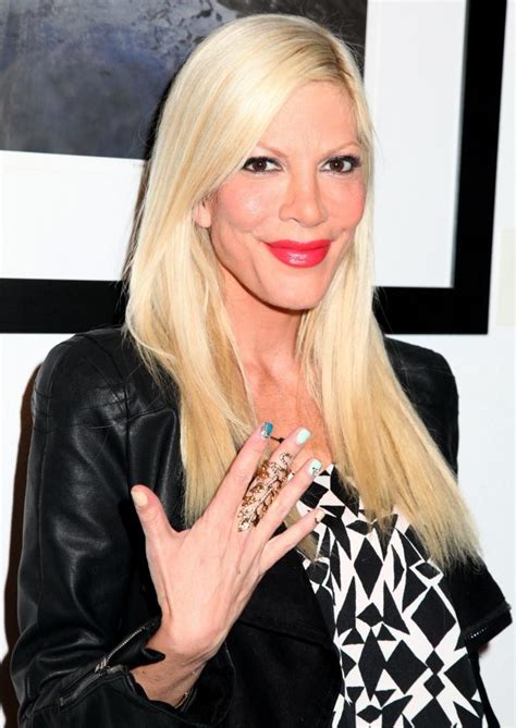 Tori's big break was being casted as donna on 90210, which her dad aaron spelling produced. Tori Spelling opens up about husband's cheating - Daily Dish