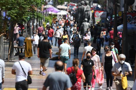 Desde este jueves 5 de noviembre, a las 05:00 horas, pichidegua sale de cuarentena y avanza a transición en el plan paso a paso del así lo comunicó la mañana de este lunes la subsecretaría de prevención del delito, katherine martorell respecto al plan paso a paso hay comunas que pasan de. 23 comunas retroceden a cuarentena: Todos los cambios del ...