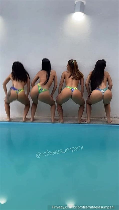 Brazucas Peladas Na Piscina Rebolando A Bunda Grande Cnn Amador