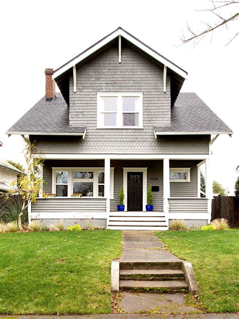 Before And After Front Porch Remodels That Fulfill Your Outdoor Dreams Craftsman Style
