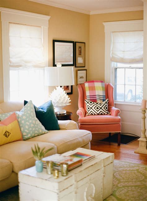 Small House Living Room Interior Design ~ Tips For Living In Small