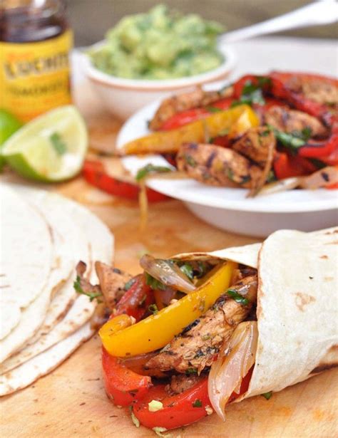 Chicken Fajitas Are Simple To Make And A Real Crowd Pleaser Fajitas Chicken Fajitas Mexican