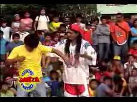 Comicos Peruanos - YouTube