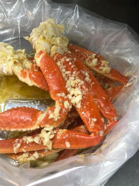 Order your food to go, and pick up at deli or curbside. Restaurants Serving the Best Crab Near Me for a Fun Family ...