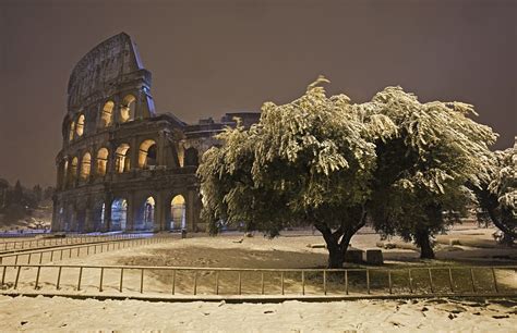 Colosseum Under The Snow Colosseum Rome Breathtaking Places