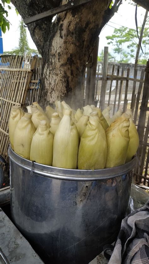 Jagung Rebus Manis Dan Es Kelapa Muda Tunggul Rejo Kendal