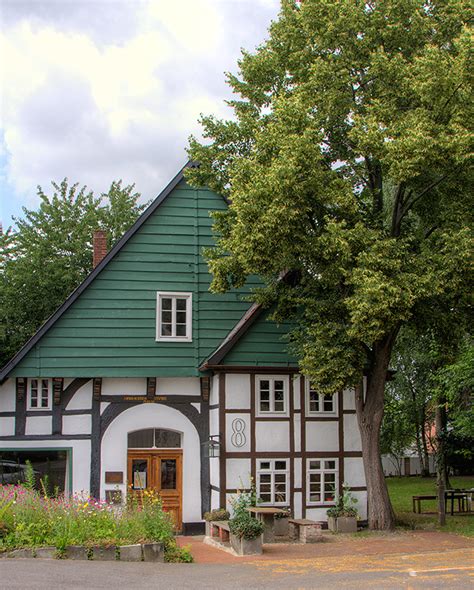 The dulsmál is a kind of riddle that the women tell to get out of punishment. Das Fachwerk - ein Künstlerhaus in Schötmar Foto & Bild ...