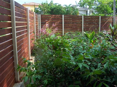 Made from high strength long lasting aluminum the horizontal slat fencing system is available in several different colour options to suit the décor of your yard balcony or. Noosa Custom Lattice & Bamboo: Fences, Fence Extentions ...