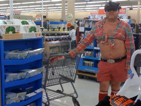 Funny People At Walmart 38 Funny