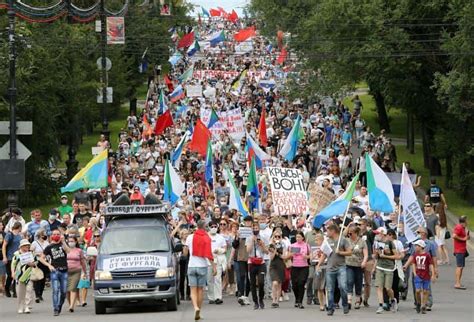 Police Crack Down On Marathon Anti Kremlin Protest In Russia S Far East World News
