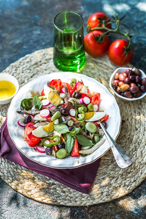 Salade Niçoise à Lhuile Dolive De Provence Recette Cuisine