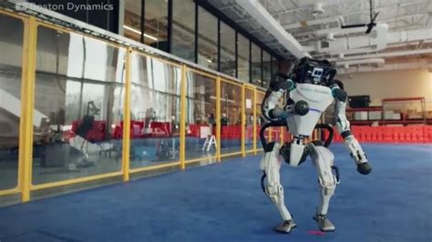 Estos Robots De Boston Dynamics Bailan Twist Y Rock And Roll Infofueguina