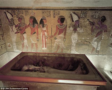 King Tutankhamun Tombs Hidden Chamber Discovered Through Testing