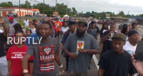 Mike Browns Father Leads Memorial March In Ferguson Video