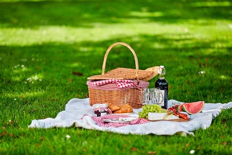 The Best Places To Picnic In Milan Flawless Milano