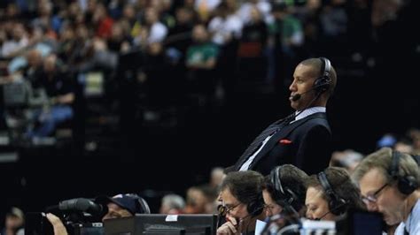 The philadelphia 76ers will face the boston celtics and the defending champions, the golden state warriors, will play. NBA Announcer and Legend Reggie Miller Has No Idea What a Pun Is | GQ