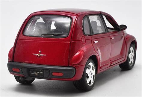 Diecast Chrysler Pt Cruiser Model Wine Red 124 Scale By Maisto Vb2a362