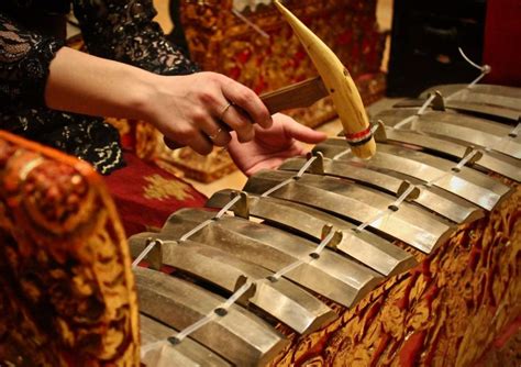 Demikianlah penjelasan mengenai tentang alat musik tradisional beserta pengertian. 10 Alat Musik Tradisonal Bali Beserta Perkembangannya Lengkap