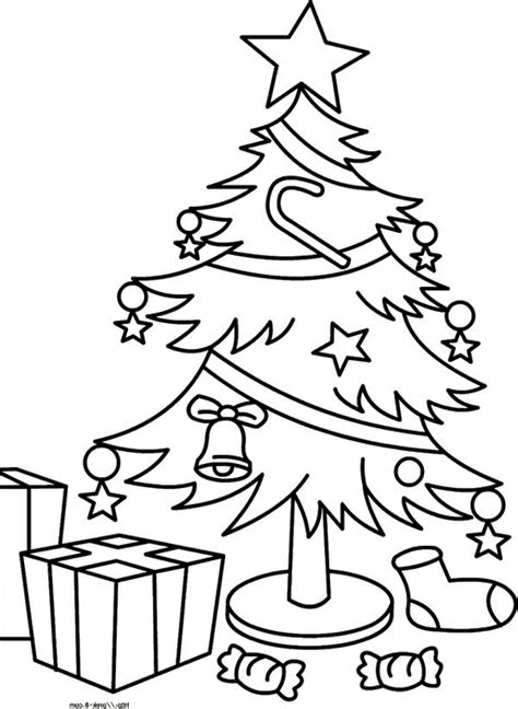Apr 28, 2020 · your children will have a great time coloring a flower that smiles back at them. Christmas Tree And Gift Coloring Page | Christmas tree ...