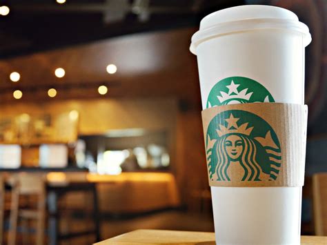 Kawa Ze Starbucksa Ju Nie B Dzie Taka Sama Firma T Umaczy Zmiany