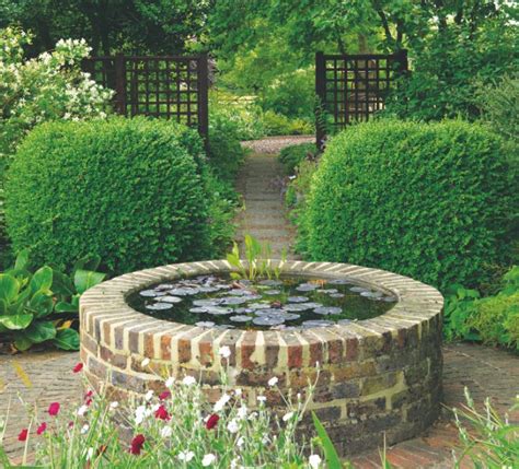 Fountains add a new dimension to the garden: The ultimate guide to water features in your garden