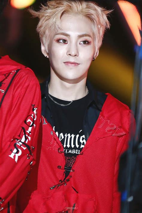 Search, discover and share your favorite xiumin gifs. Xiumin Image #108013 - Asiachan KPOP Image Board