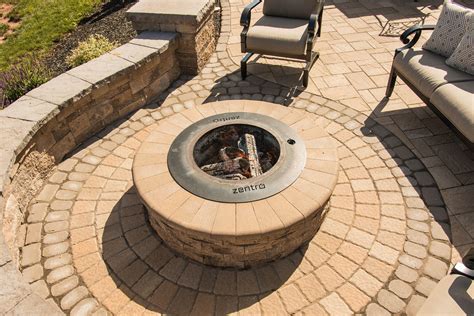 Cooking space will more than satisfy the backyard entertainer's dream. A Minimalist Outdoor Kitchen with Pellet Grill | Kitchen ...