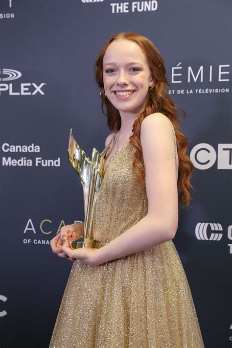Amybeth Mcnulty Wiki 2021 Net Worth Height Weight Relationship And Full Biography Pop Slider