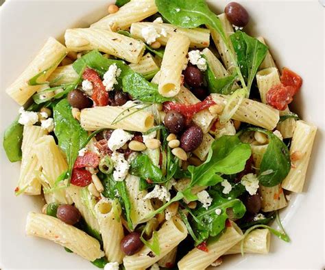 Pasta With Rocket Feta And Roasted Peppers Recipe Food To Love