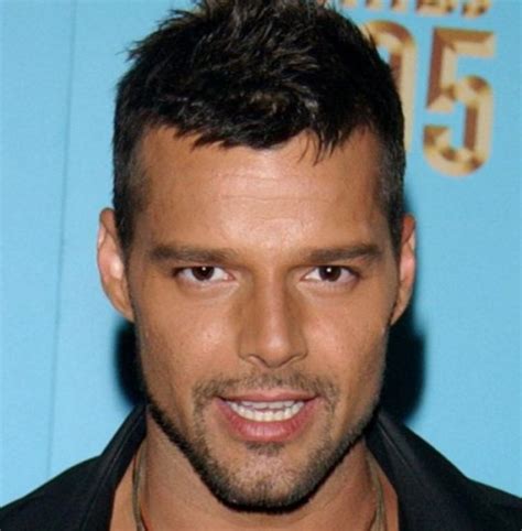 Ricky Martin Strips Naked For Raunchy Twitter Video Metro News
