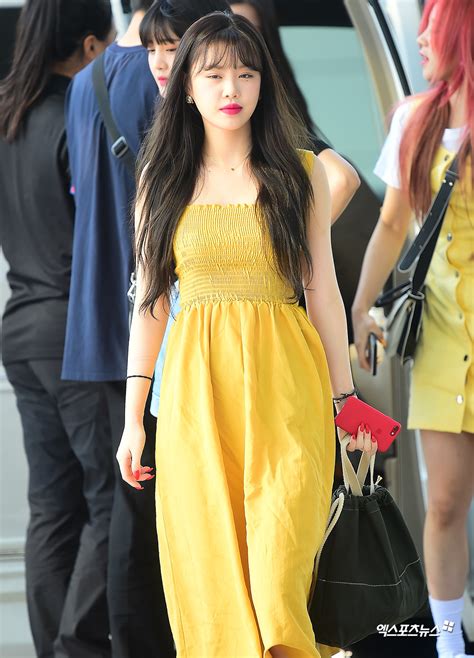 But i'm not good at english,, soplease excuse! 포모스 (여자)아이들 수진 '졸린 모습도 귀여워~'엑's HD포토