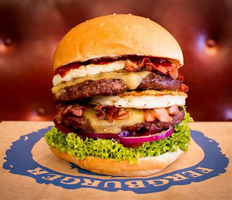 10 Biggest Burgers In The World The List Love