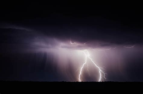 無料画像 自然 空 夜 雰囲気 天気 嵐 闇 ライトニング サンダー パワー フラッシュ 雷雨 劇的 活気のある 危険な 印象的な 暴風雨 稲妻 落雷