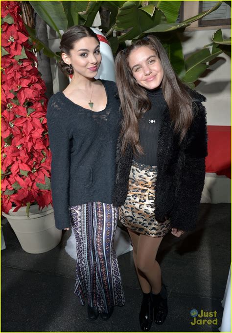 Full Sized Photo Of Nickelodeon Ho Ho Holiday Screening Tons Stars 06