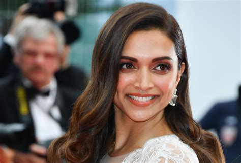 Deepika padukone husband / relationship: Deepika Padukone Bio, Early Life, Career, Age, Height ...