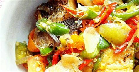 Resep Tumis Ikan Asin Gabus Pedas w/ Petai oleh Nadia