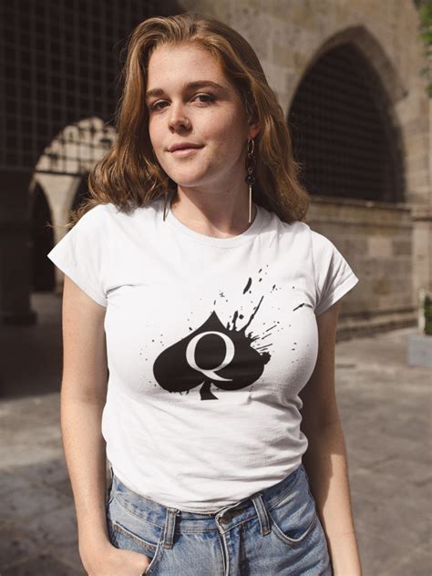Q Girl T Shirt Design In 2020 Queen Of Spades Queen Tee Awkward Shirts