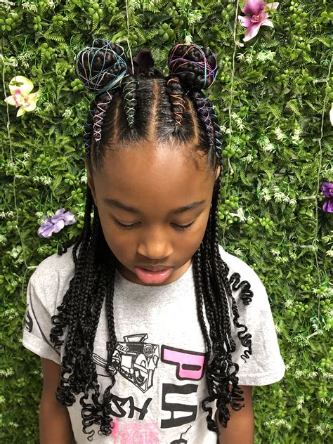 To make your girl's braided style more interesting, try to experiment with volume, different types of braids and various braided designs. Kids braids | Kids' braids, Rainbow braids, Braids