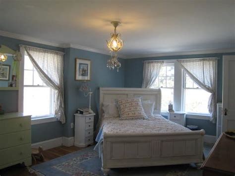 We did not find results for: Guest room: diagonal bed placement | Home Sweet Home ...
