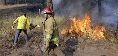 Firefighter Burned In Wildfire Faces Long Recovery Kafe 1041