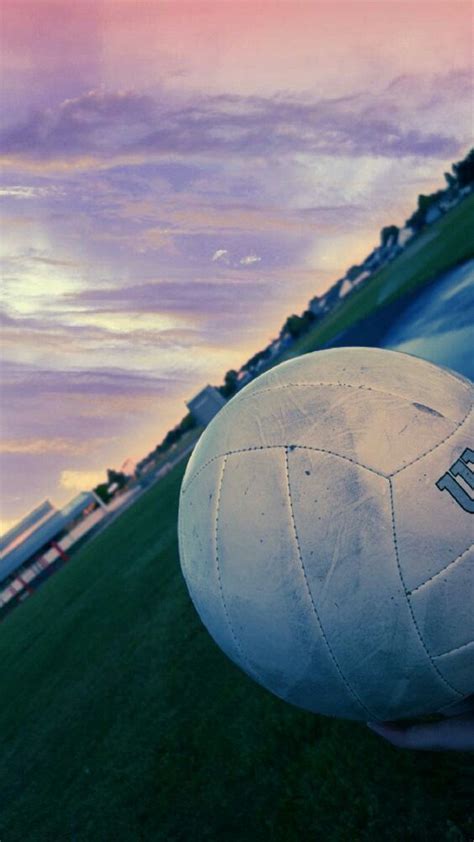 Pin by STEPH ღゝ ╹)ノ♡ on ~aesthetic~☀️ | Volleyball wallpaper