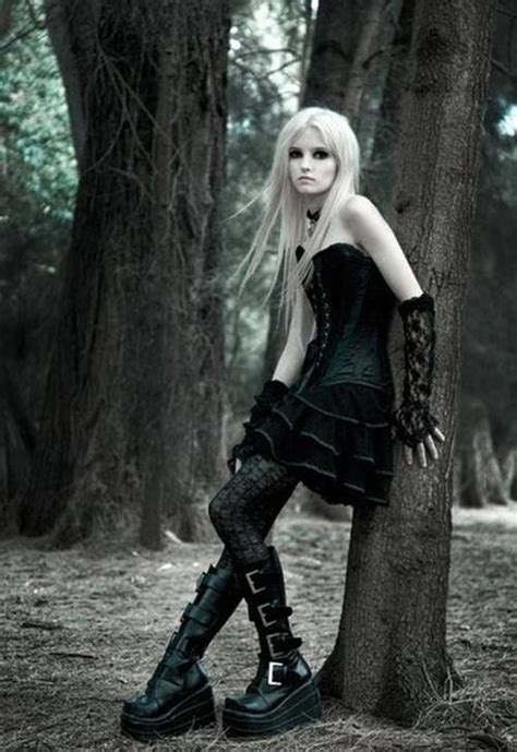 Emily Strange Gothic Outfits Blonde Goth Goth Girls