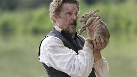 Watch Ethan Hawke Bug Out In This New Trailer For Showtime S The Good Lord Bird Tv Guide