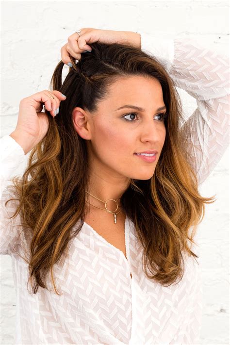 3 Half Up Half Down Hairstyles You Can Diy All Wedding Season Long Via Brit Co Easy Updos For