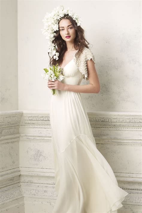 Simple wedding dresses | preownedweddingdresses.com. Types Of Elegant Gowns Every Wardrobe Should Have | Navy ...