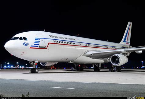 F Raja France Air Force Airbus A340 200 At Paris Charles De