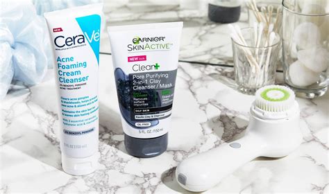 The Best Products To Deep Clean Clogged Pores According To Our Editors